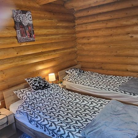 Woodhouse Apartment Eger Luaran gambar